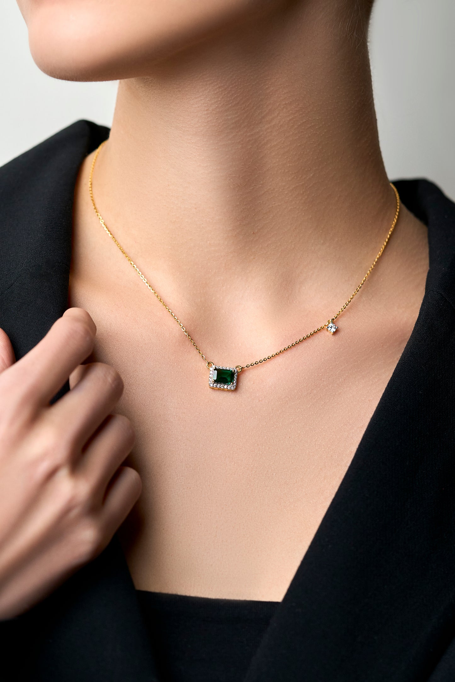 Green Gem Chain Pendant