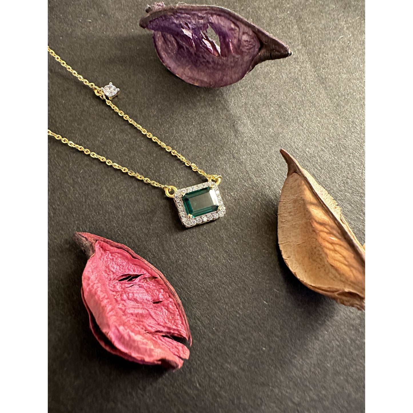 Green Gem Chain Pendant