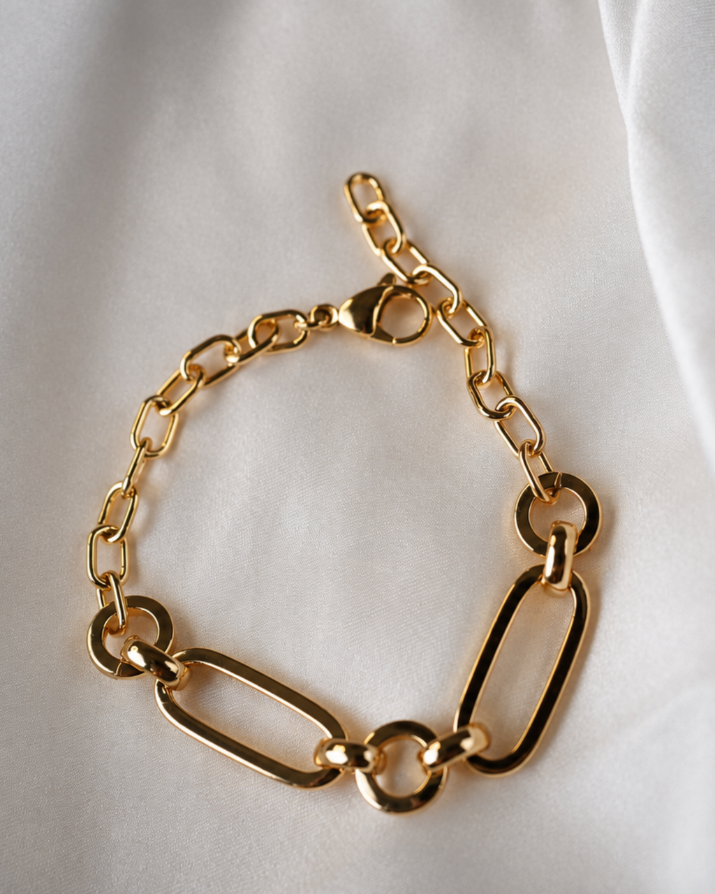 Loop Lace Bracelet