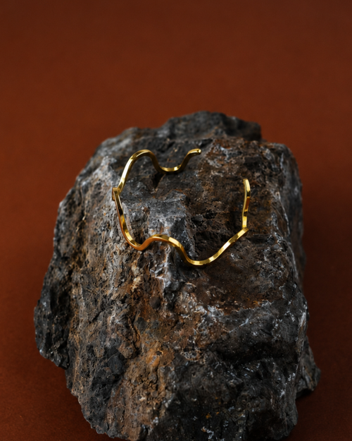 Contour Cuff